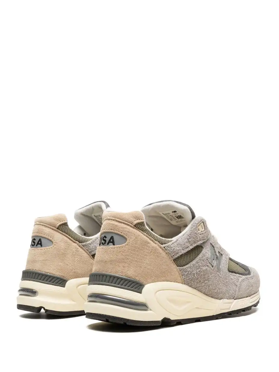 Santis x New V2 sneakers 